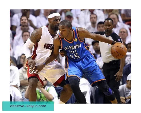 NBA全明星赛阵容正式揭晓 詹姆斯杜兰特领衔东西部明星球员对决