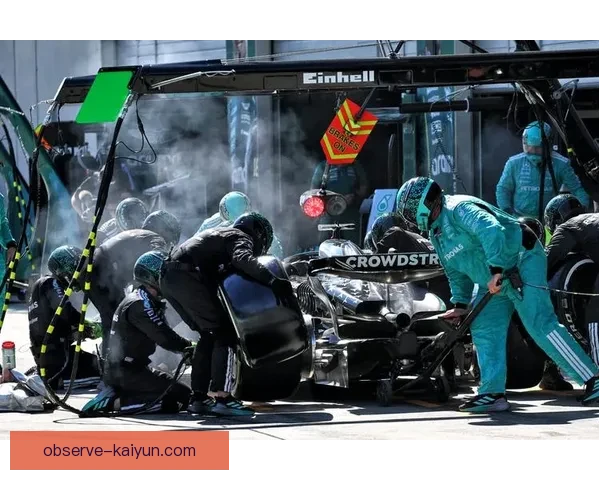 F1赛季最新动态揭秘各车队备战策略与赛道挑战