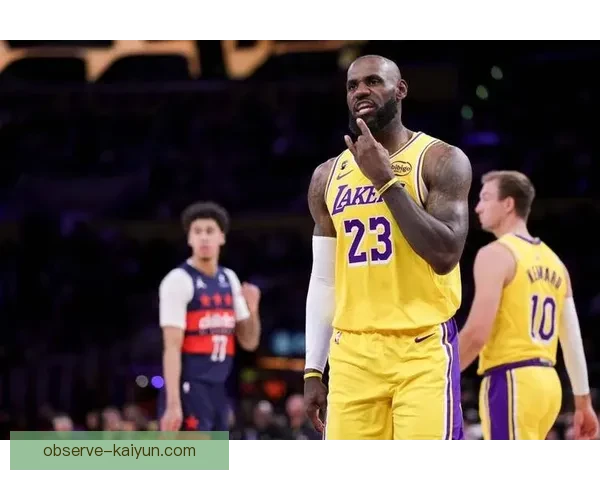NBA最新动态：詹姆斯伤势恢复情况更新 篮网表现引发热议 新秀崭露头角